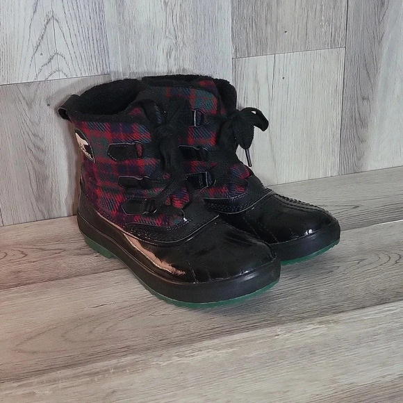 🛍Sorel Tivoli Womens 8 Black Patent Leather Red‎ Plaid Waterproof Winter Boots - Picture 1 of 14